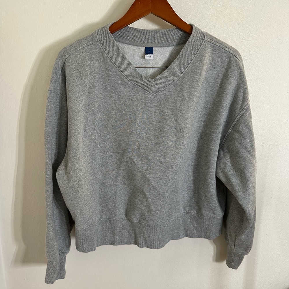 Old Navy Gray Crop Sweatshirt - large